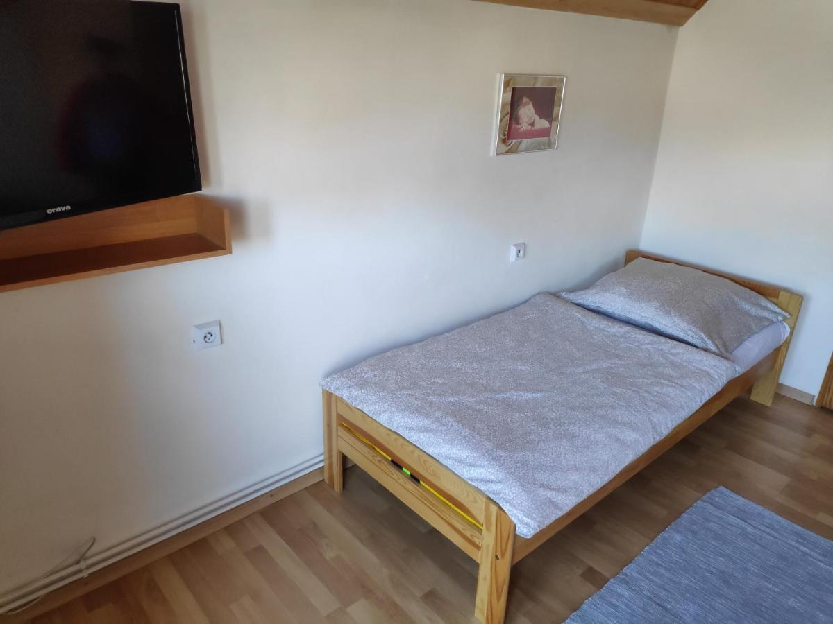 Domcek Janina Apartment Sucha Hora ภายนอก รูปภาพ